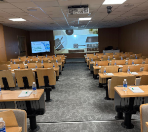 salle de conférence amphi 18